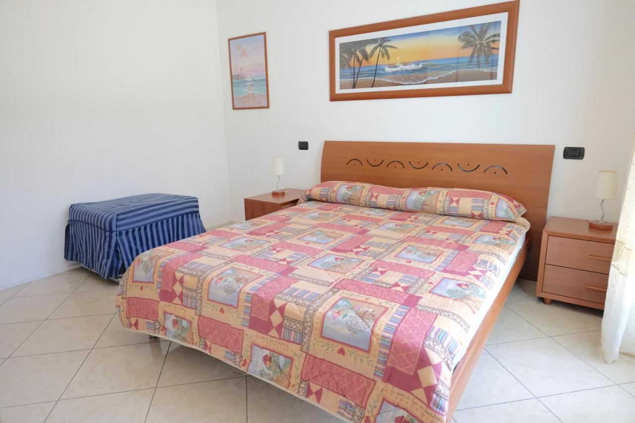 לידו די ג'סולו Liro Apartments מראה חיצוני תמונה
