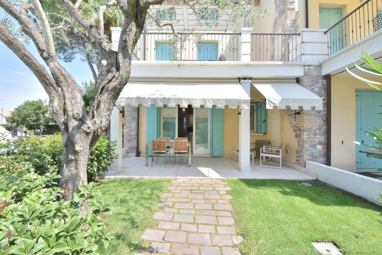 לידו די ג'סולו Liro Apartments מראה חיצוני תמונה
